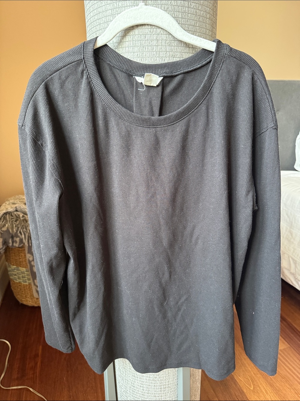 Caslon Black Ribbed Crewneck Sweater